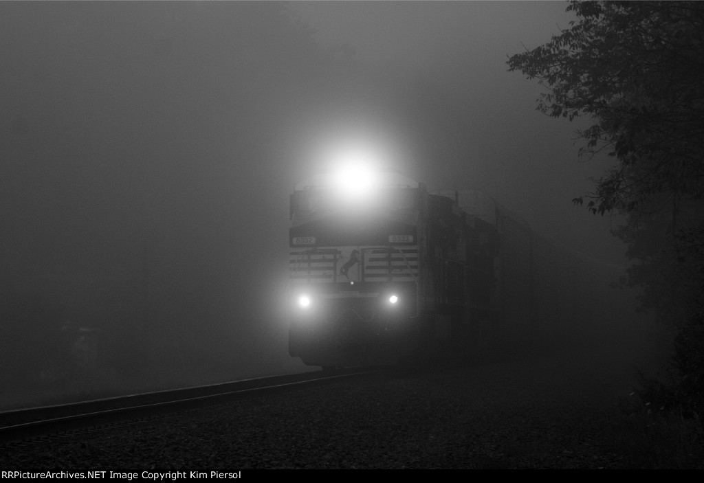 NS 8332 11J