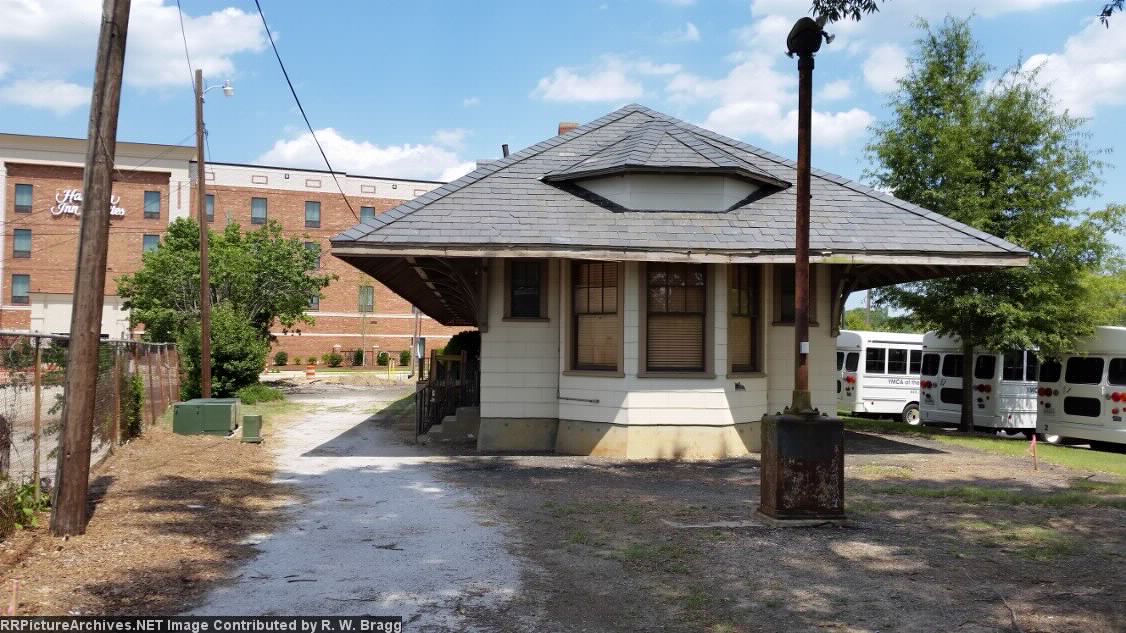 SAL Passenger Depot (c. 1908)
