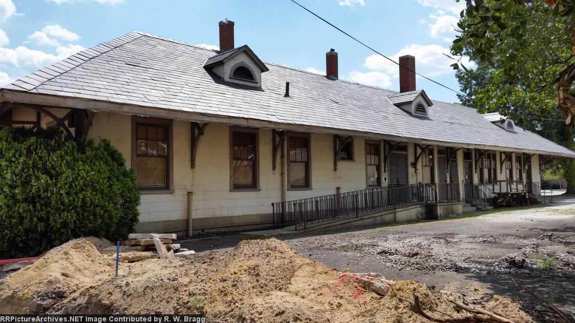 SAL Passenger Dgpot (c. 1908)