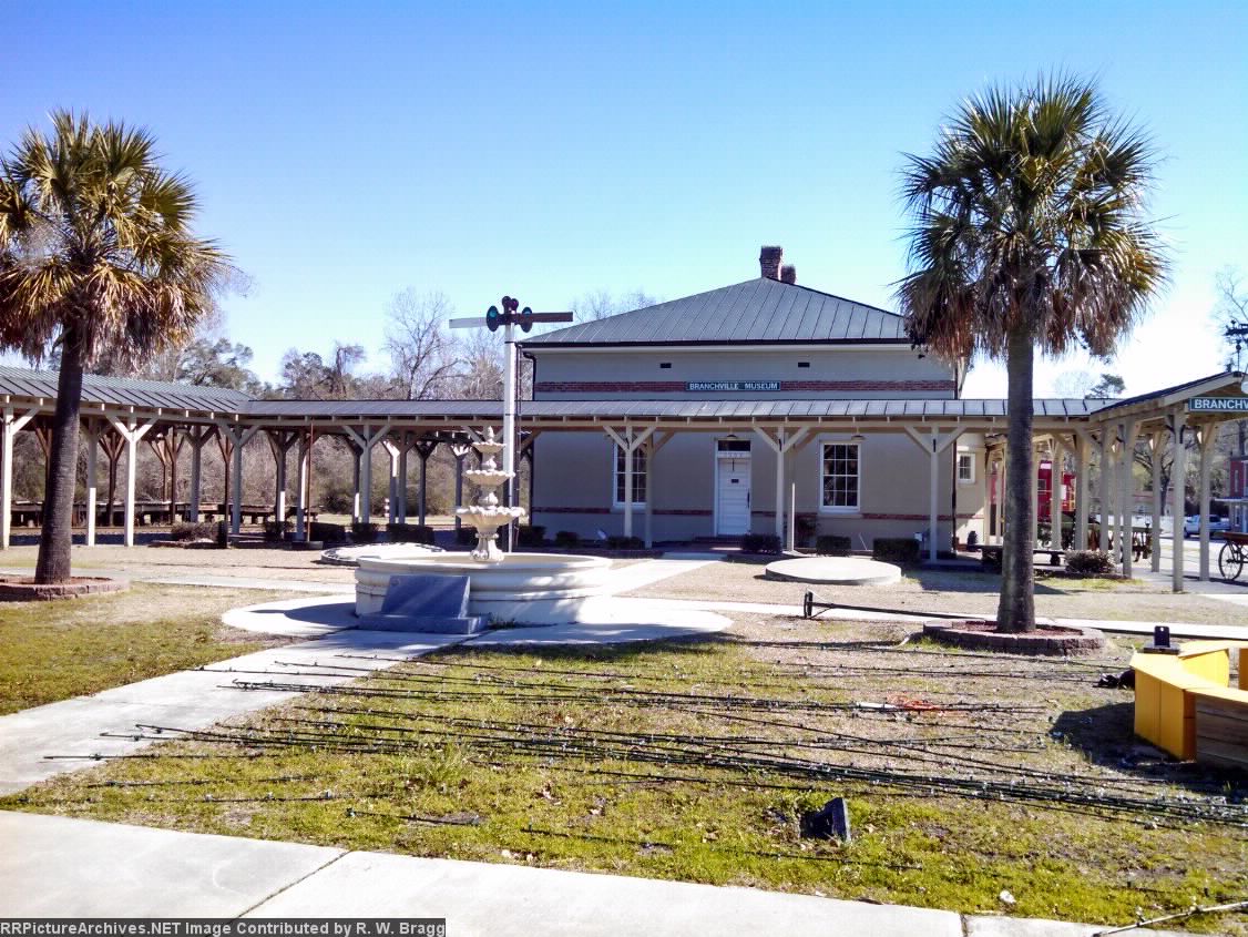 SOU Passenger Station