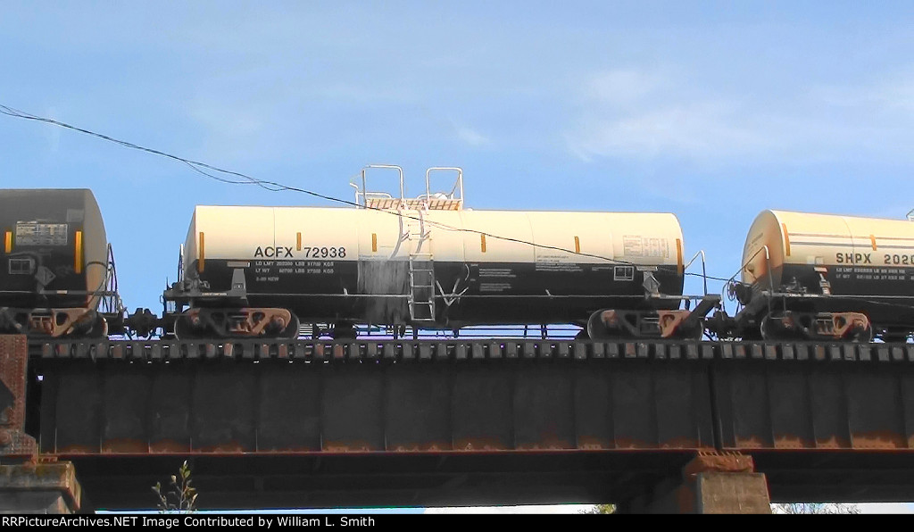 NB Manifest Frt Over the Lk Union Locks to Puget Snd -26