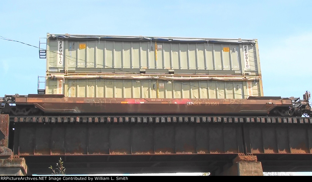 NB Manifest Frt Over the Lk Union Locks to Puget Snd -58