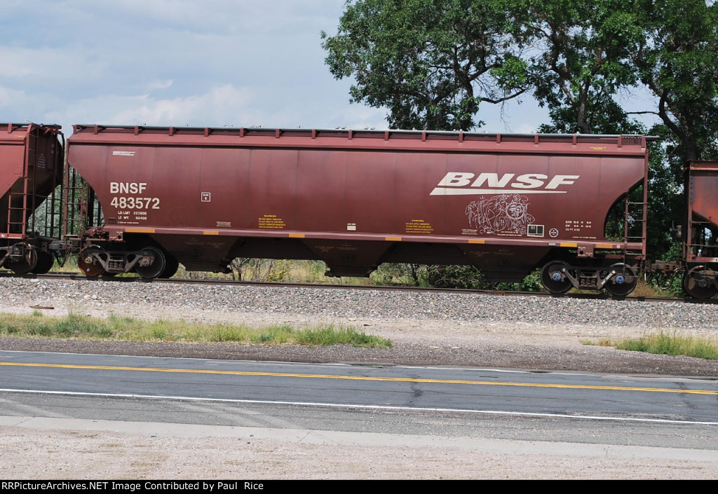BNSF 483572
