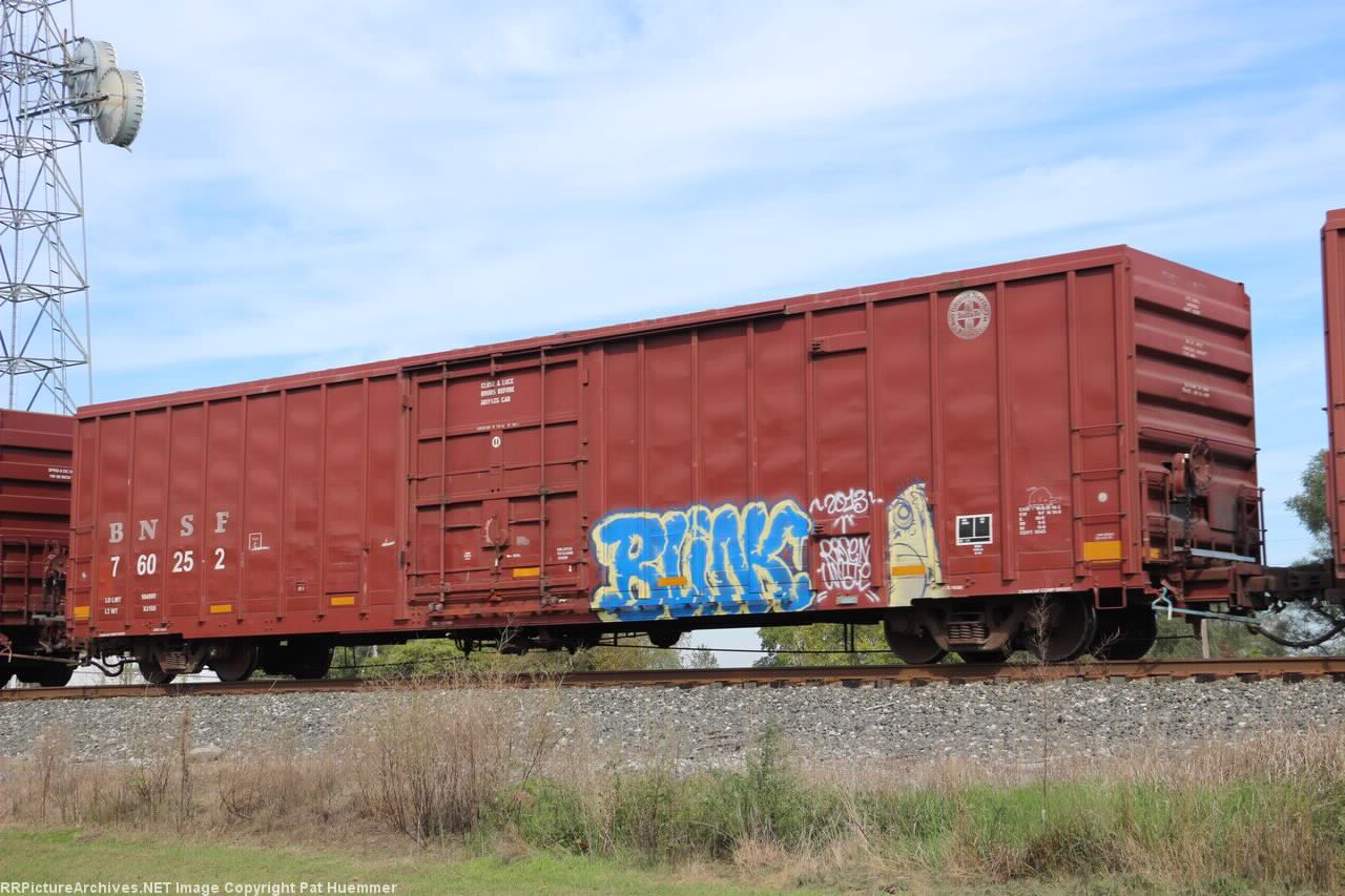 BNSF 760252