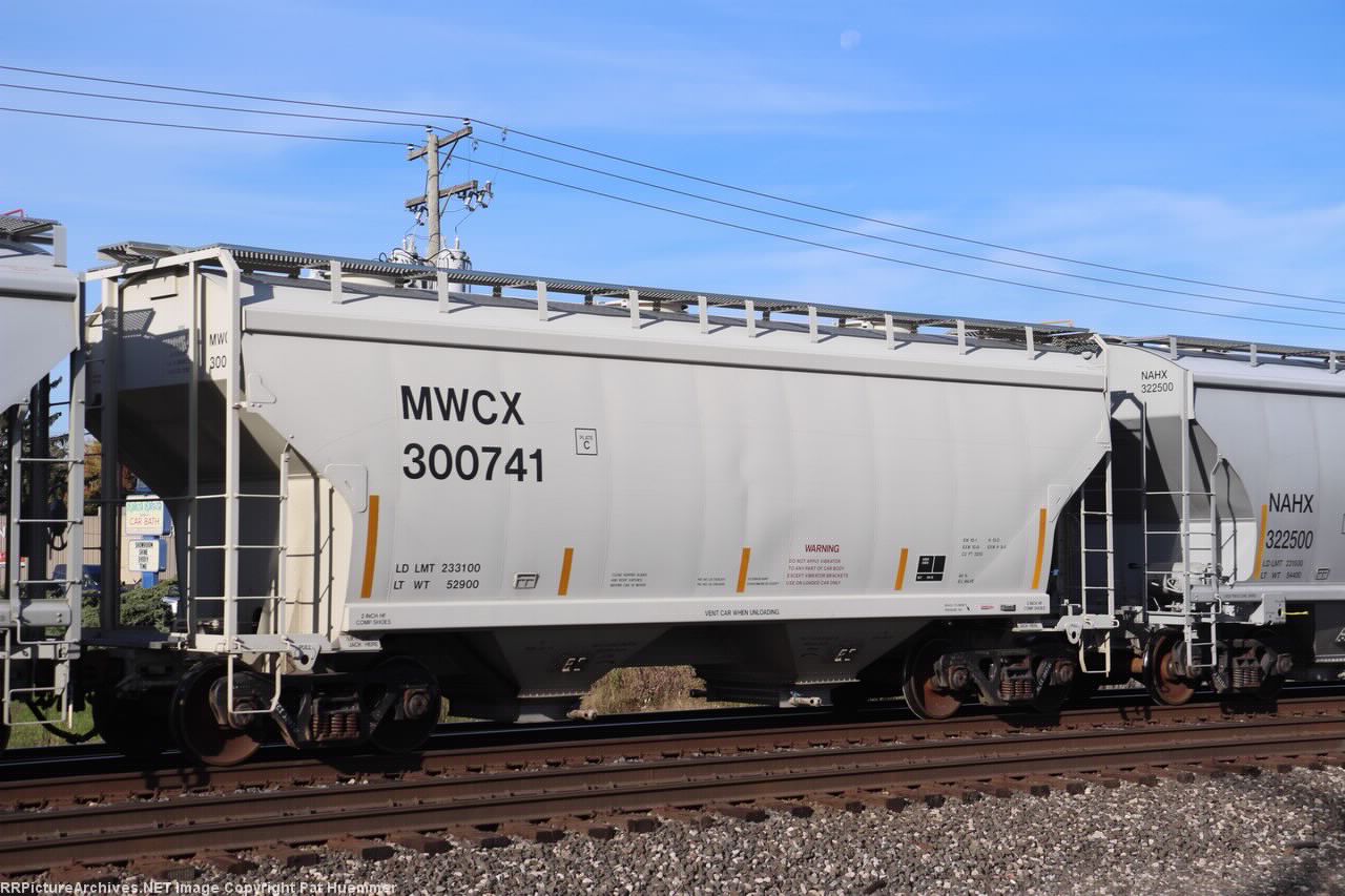 MWCX 300741