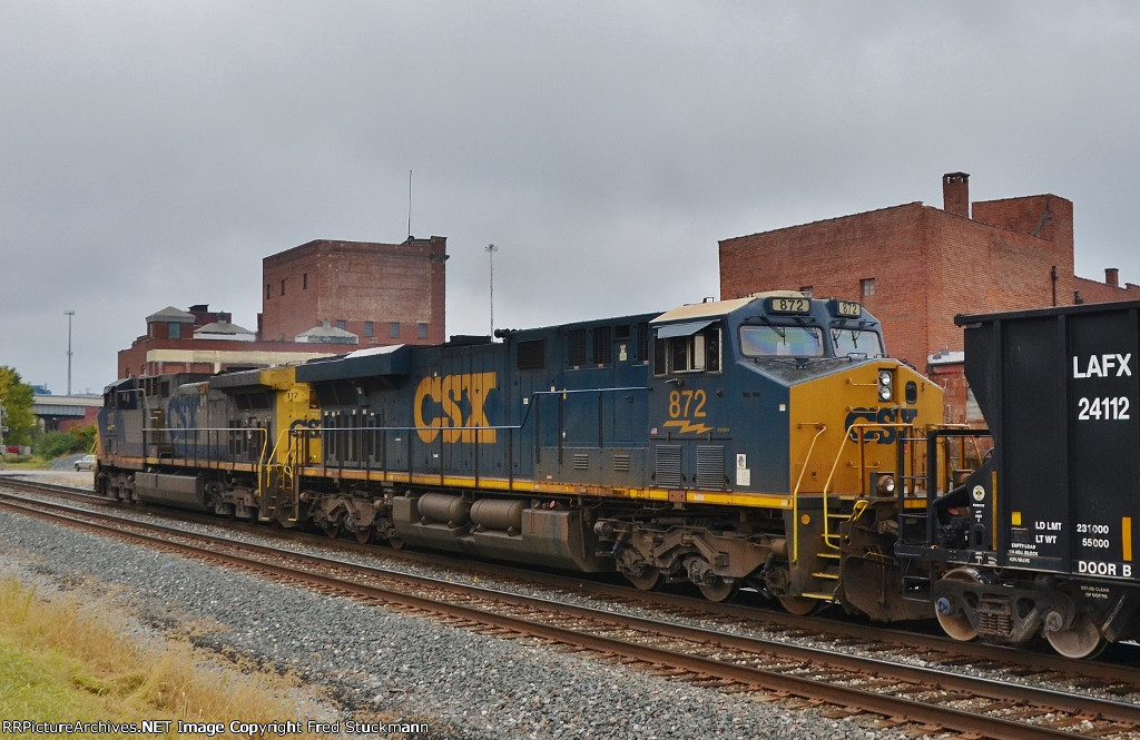 CSX 872