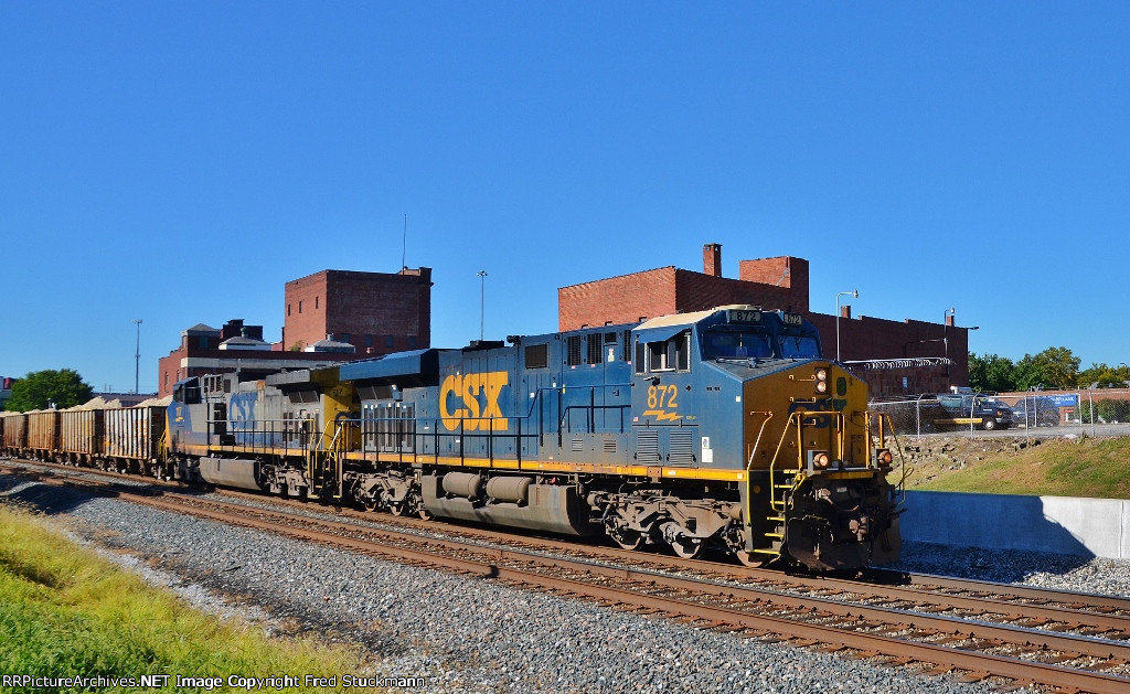 CSX 872