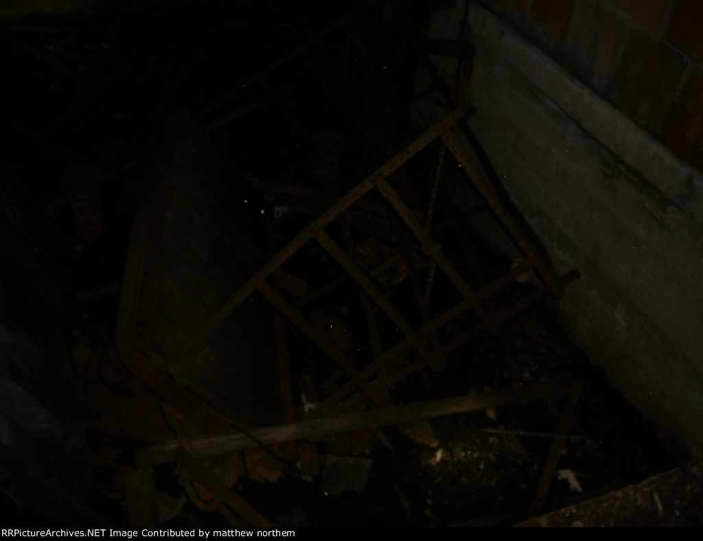 whats left of the elevator in the REA Building