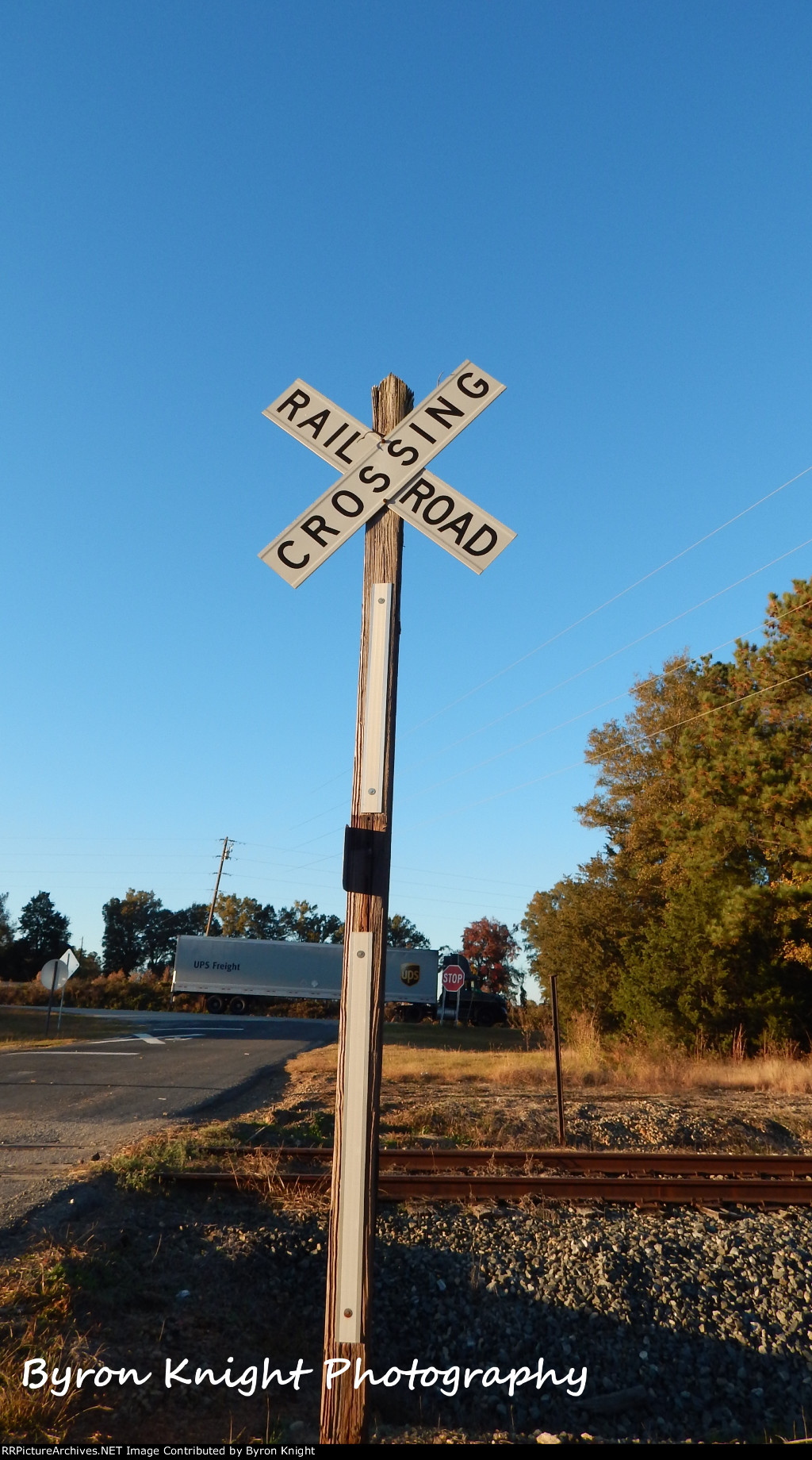 Crossbucks at Candy Kitchen Rd.