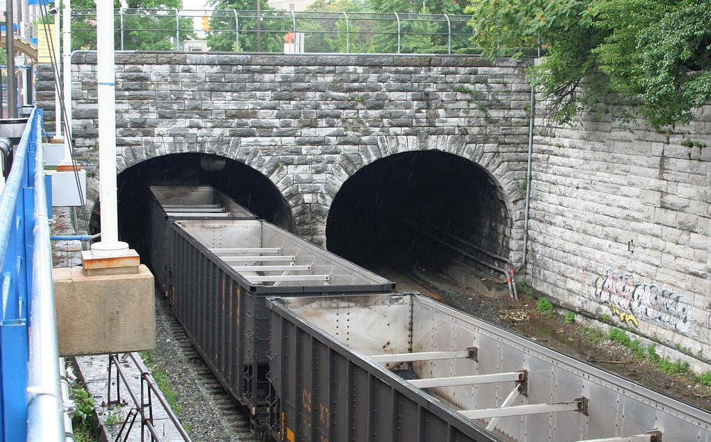SB coal train waiting for a crew