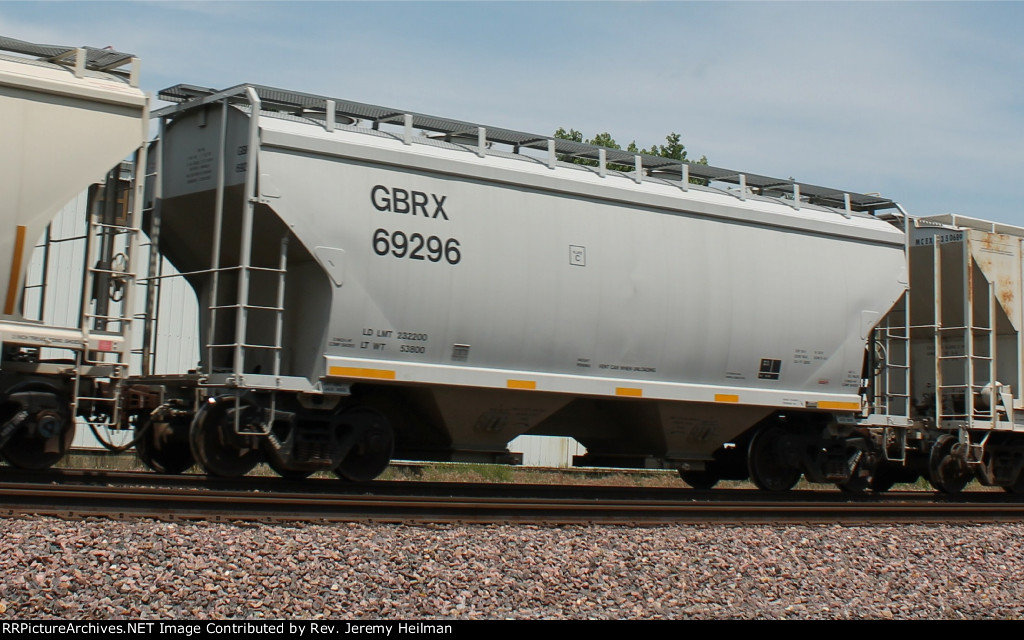 GBRX 69296 (1)