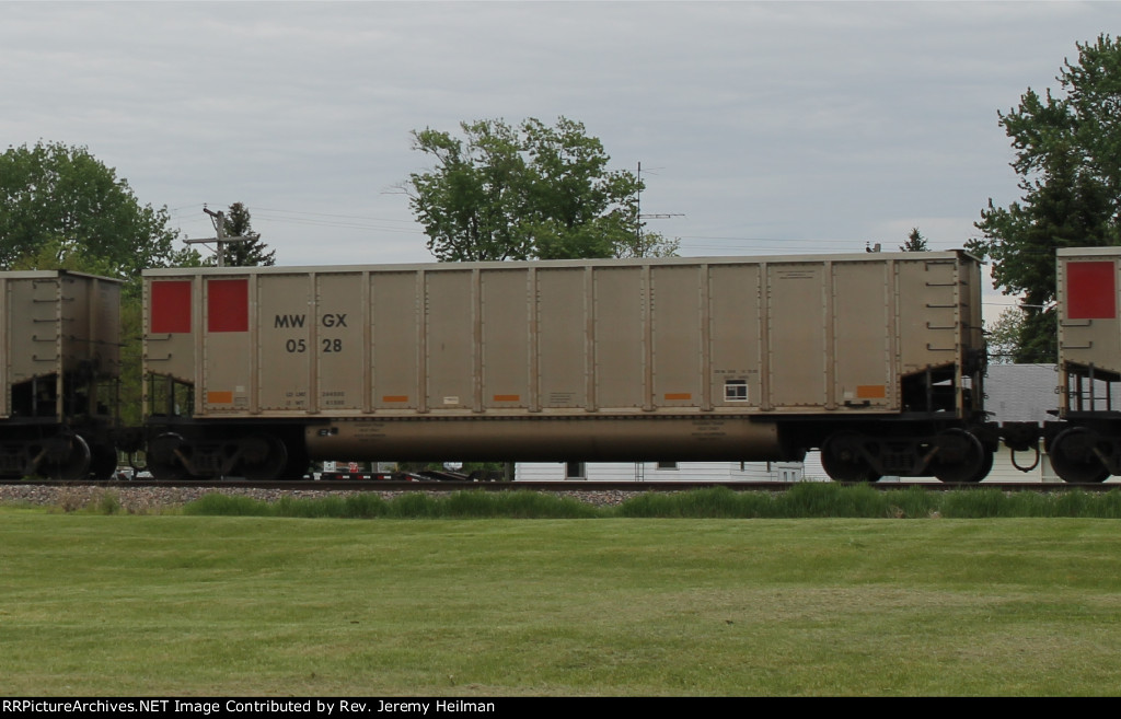 MWGX 0528 (1)