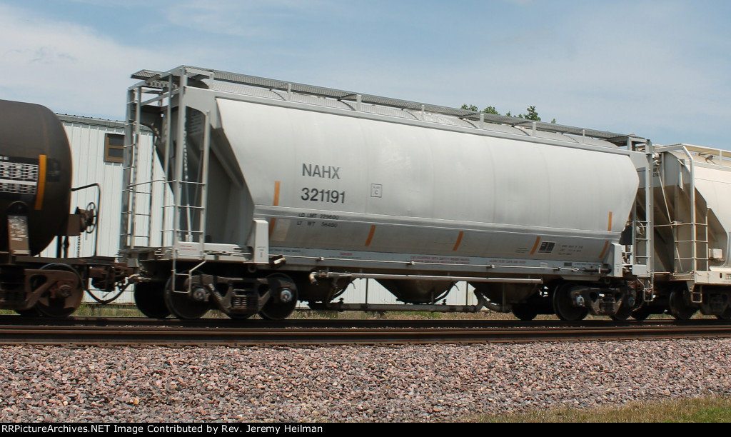 NAHX 321191 (1)