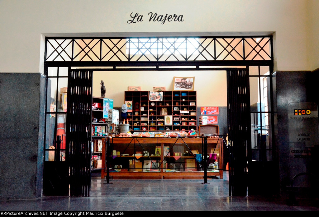 San Luis Potosi Railway Museum - Station's store "La viajera"