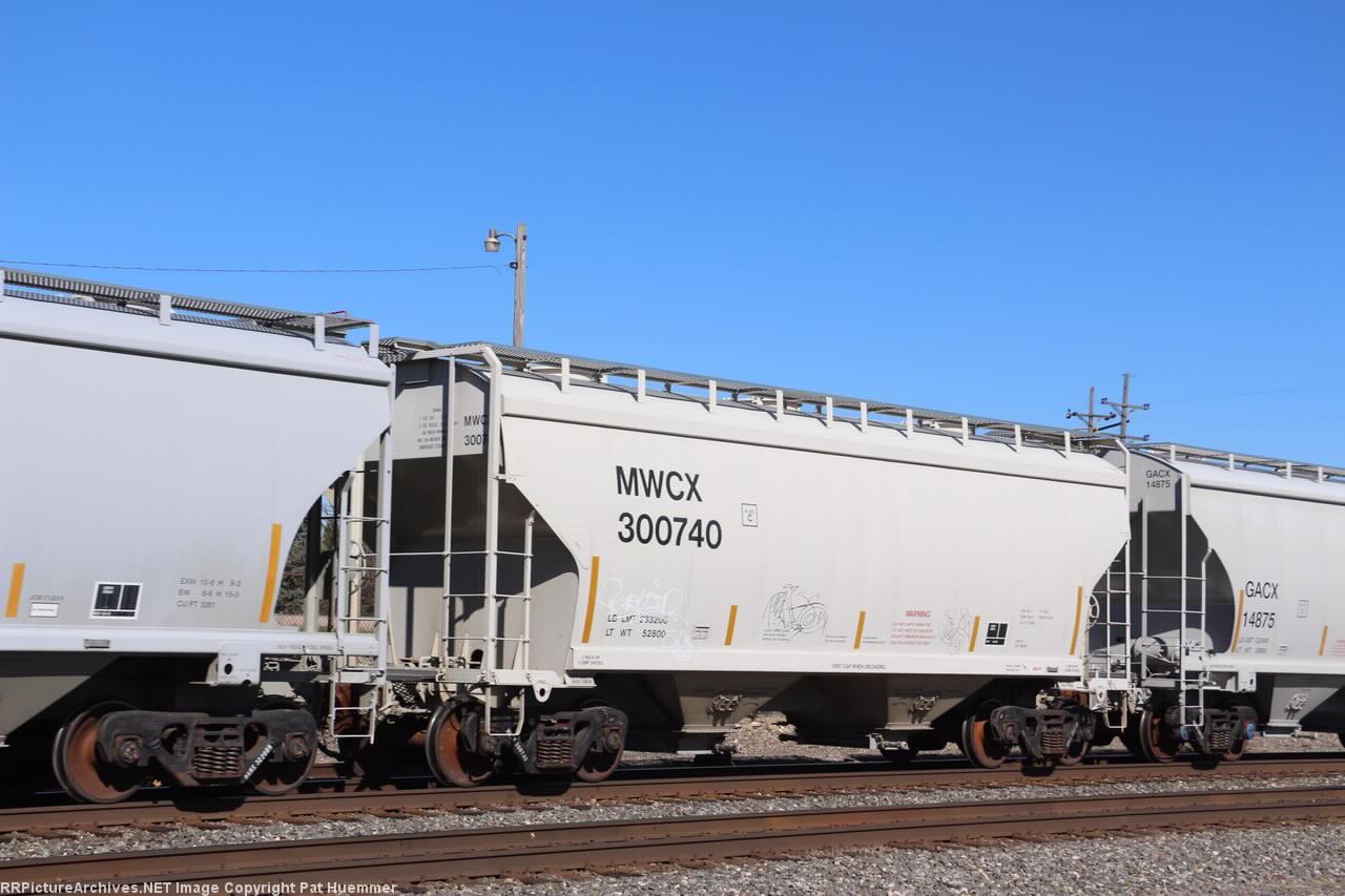 MWCX 300740