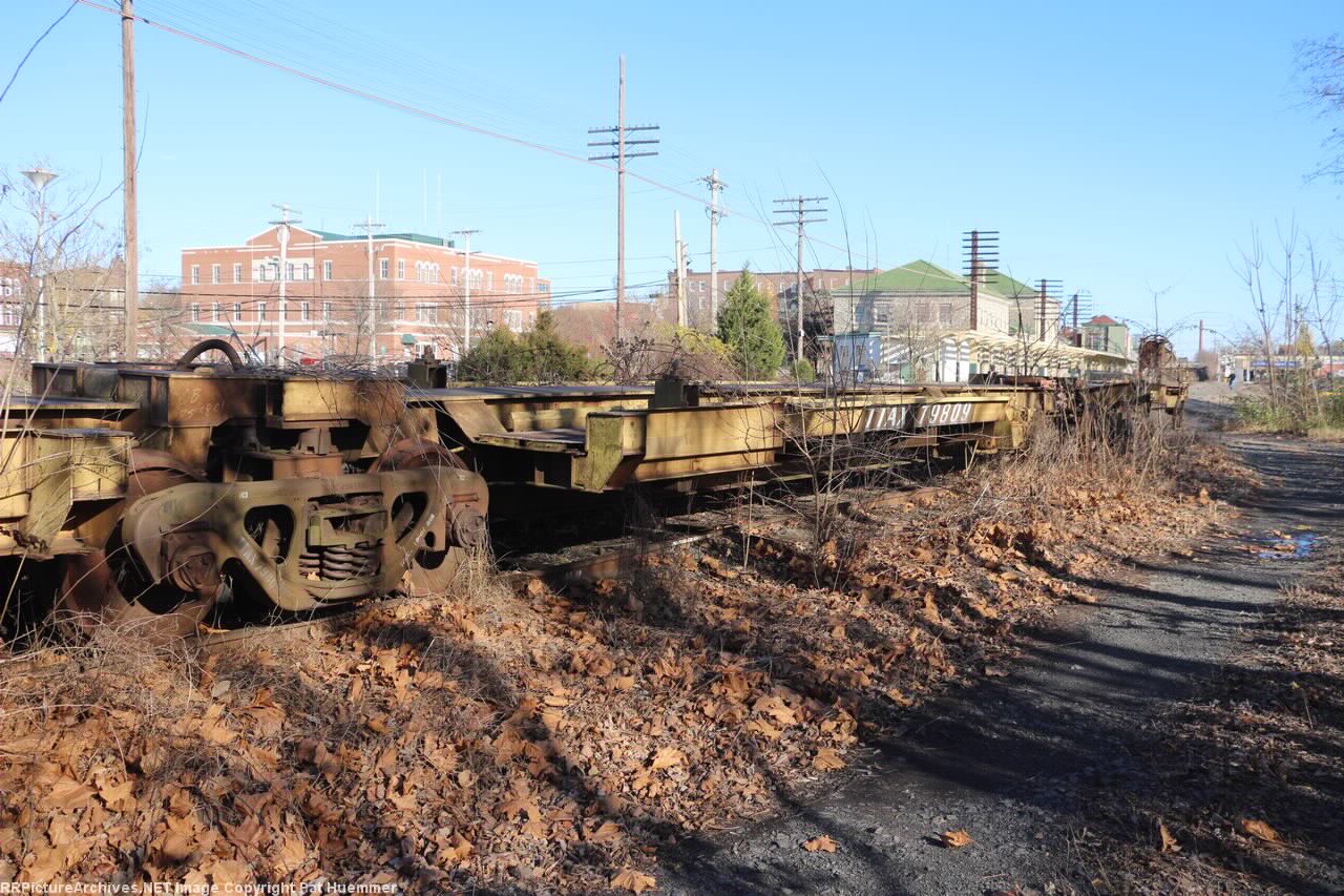 TTAX 79809 abandoned in the weeds
