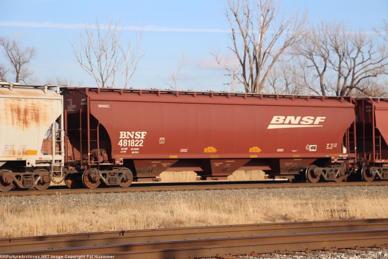 BNSF 481822
