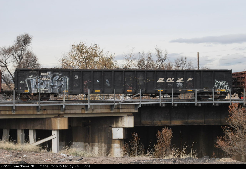 BNSF 518557