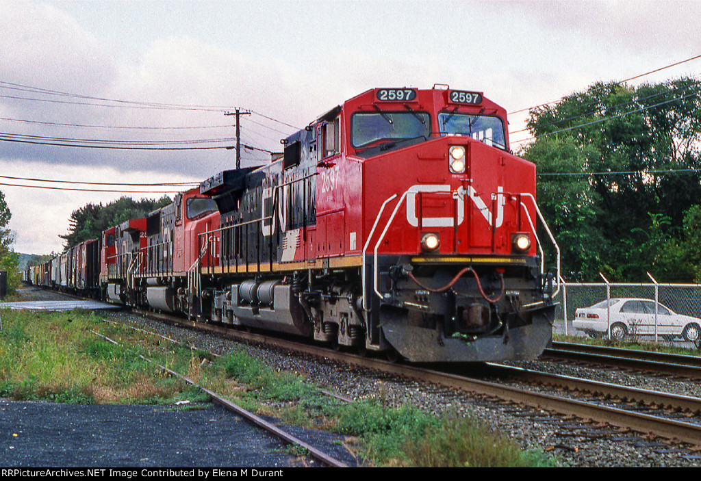 CN 2597 ON 40T