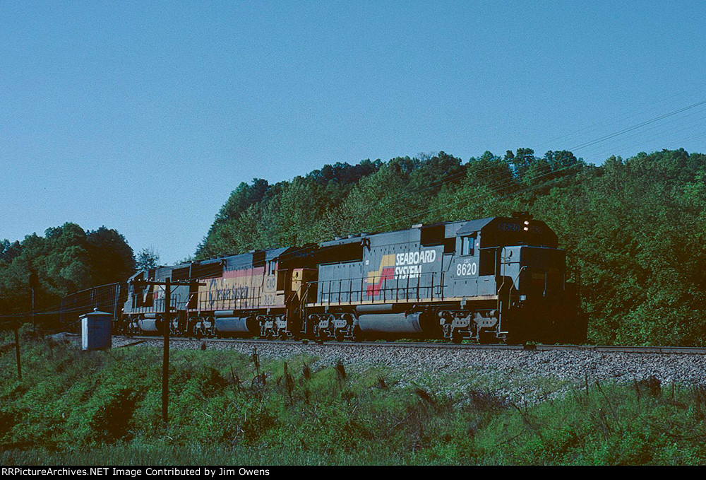 A northbound at the south end of Thermal Siding.