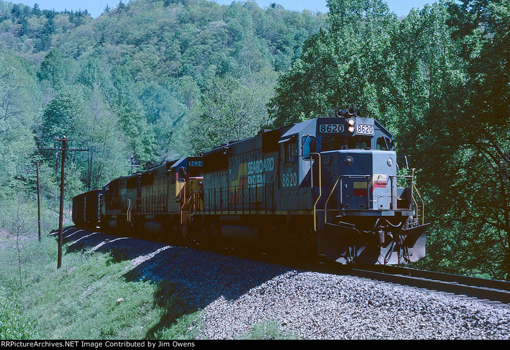 Northbound at Camp 2