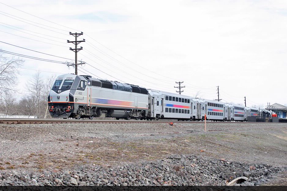 NJT 4022 on Train 5514