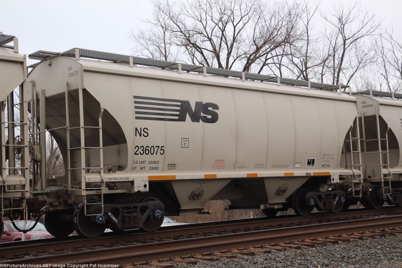NS 236075