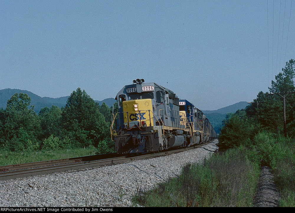 A southbound at Thermal Siding on the old Clinchfield.