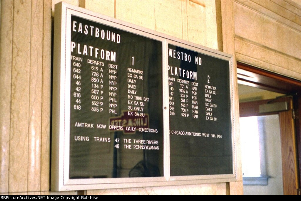 The trainboard says it all- no more Train 40-41