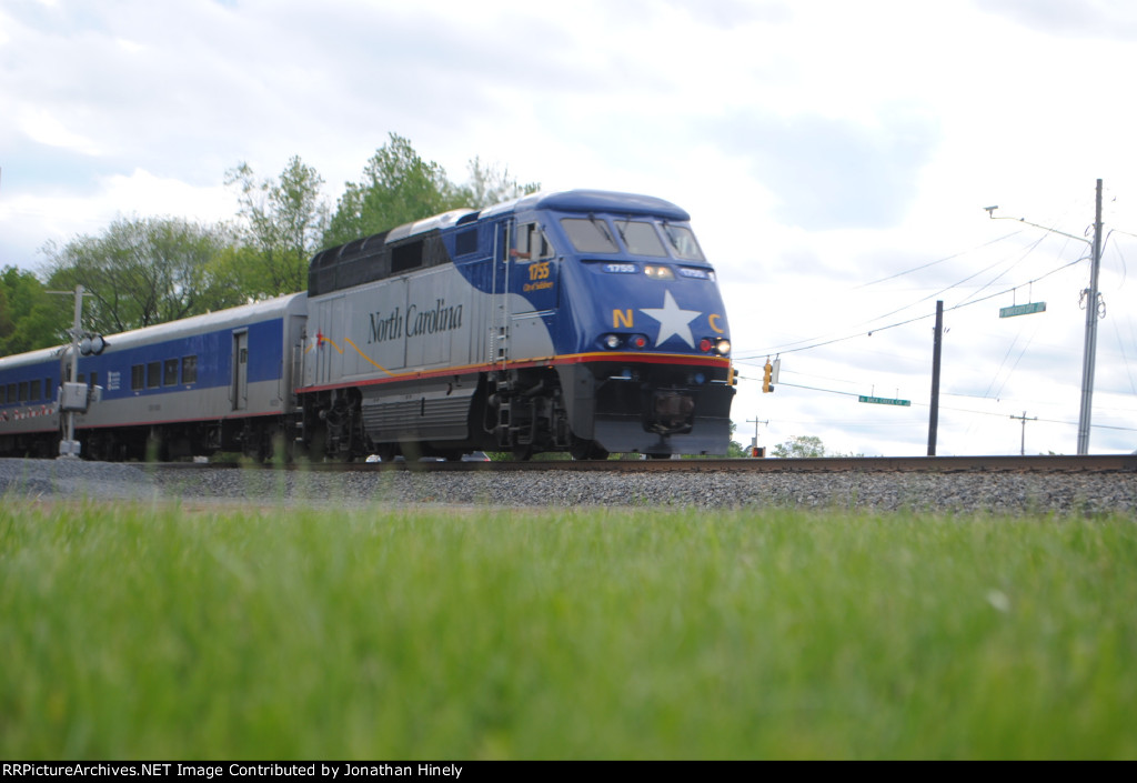 Amtrak 76