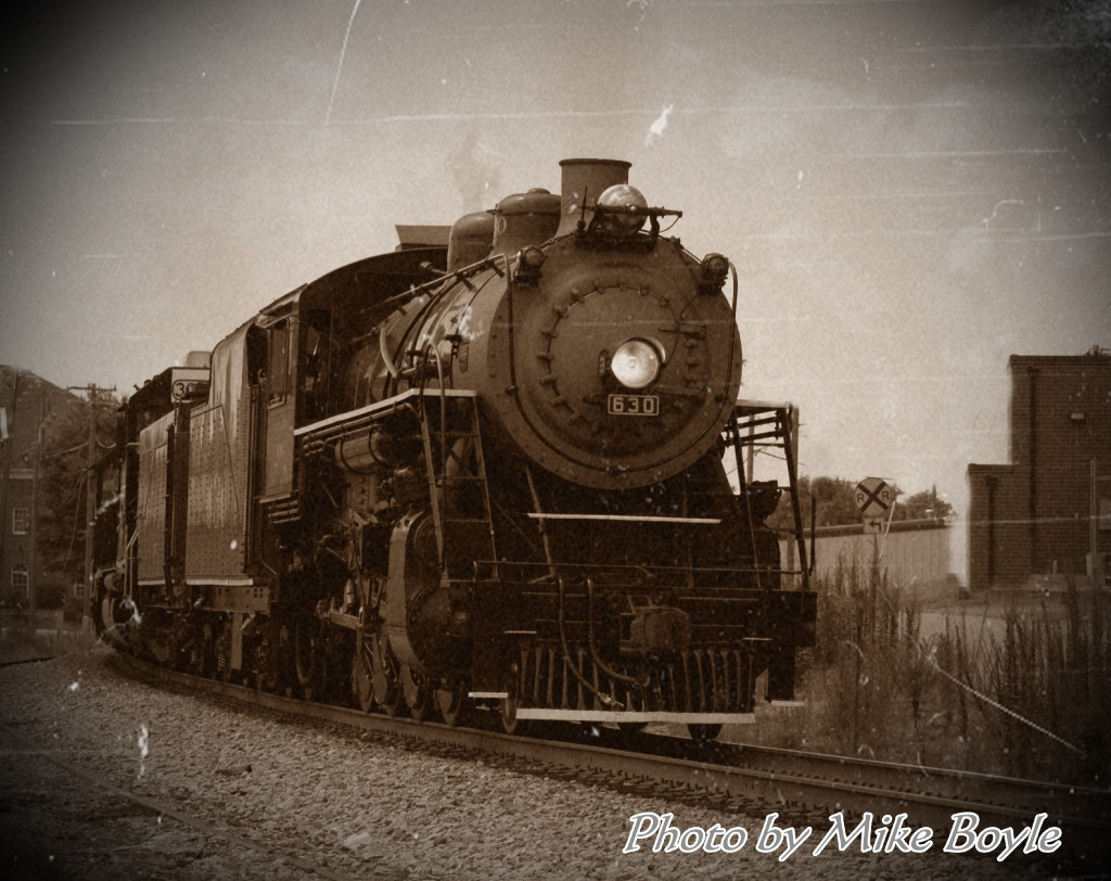 Southern 630 coming into Stoneville, NC