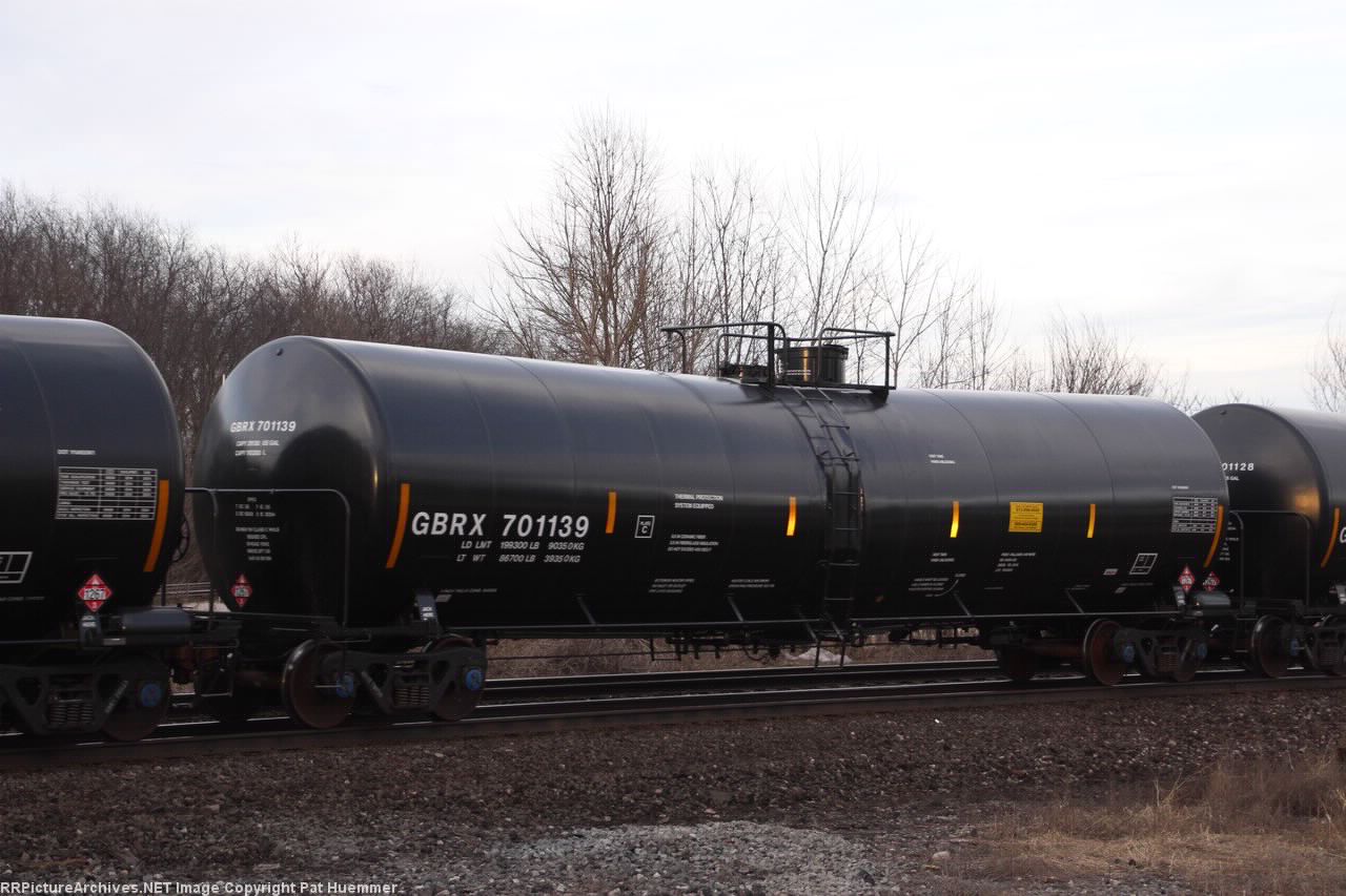 GBRX 701139
