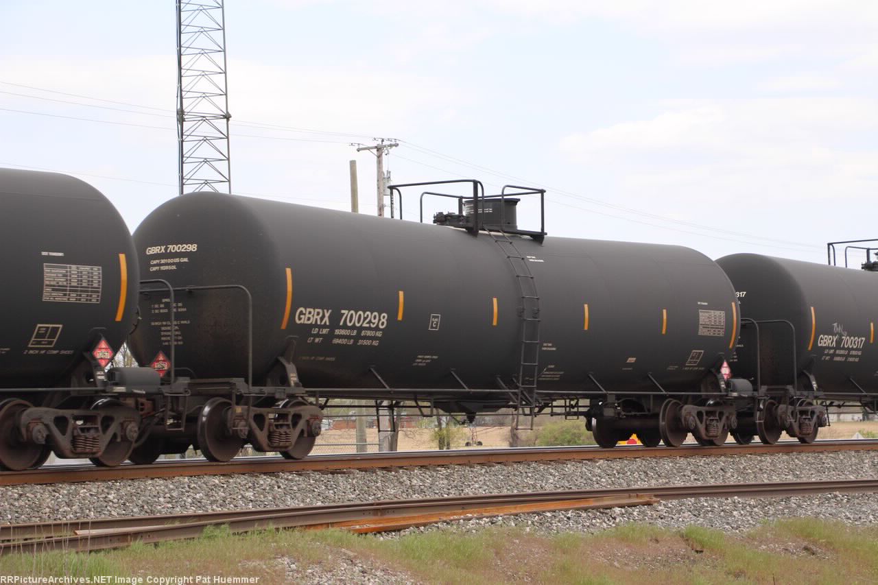 GBRX 700298