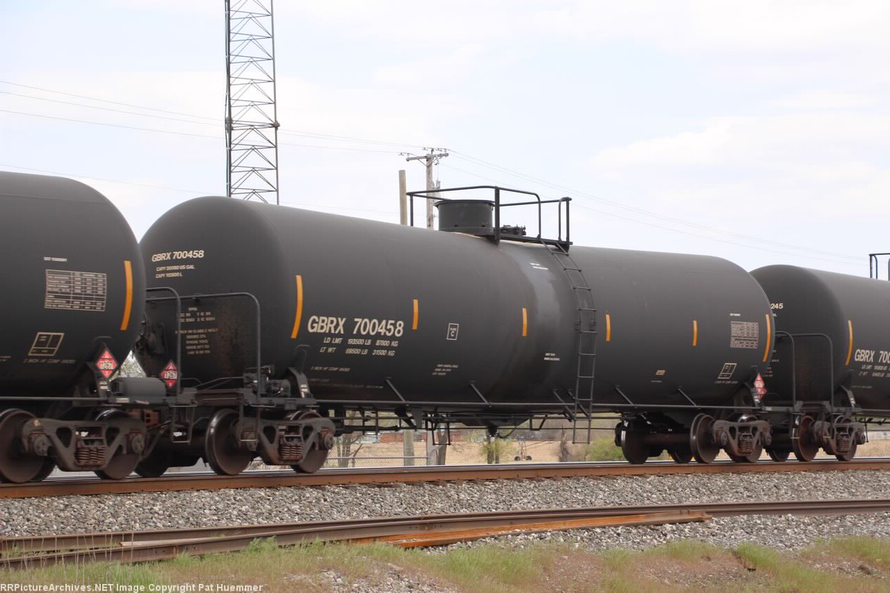 GBRX 700458