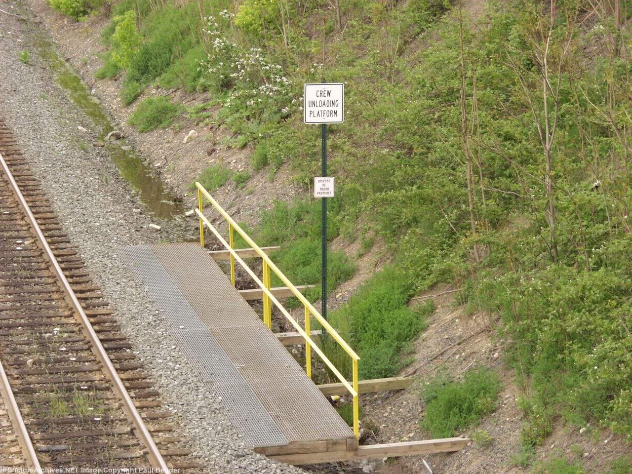 crew unloading platform