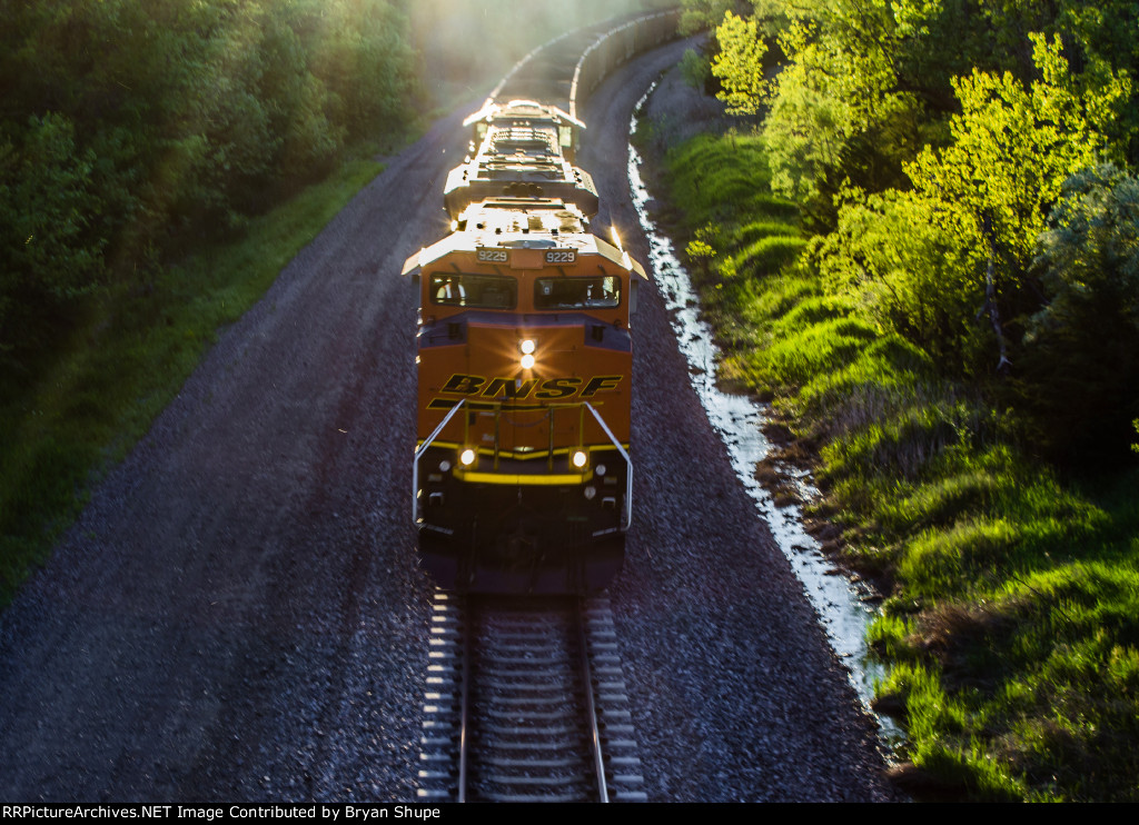 BNSF 9229
