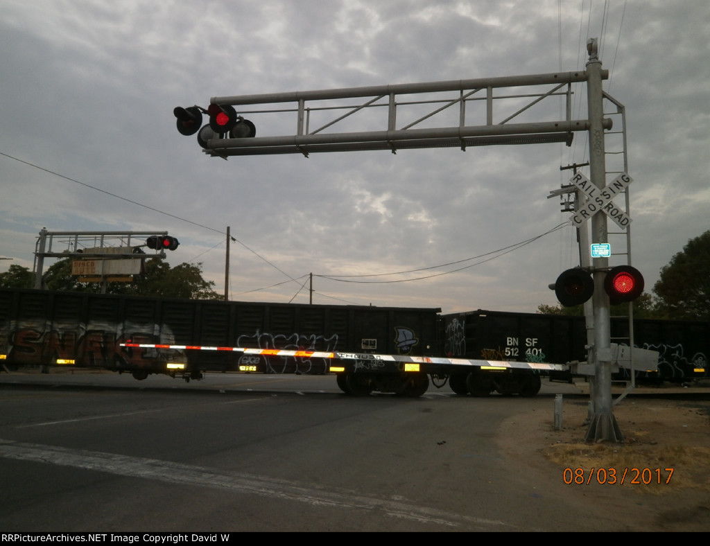 SJVR local train at Truxtun Avenue Railroad Crossing