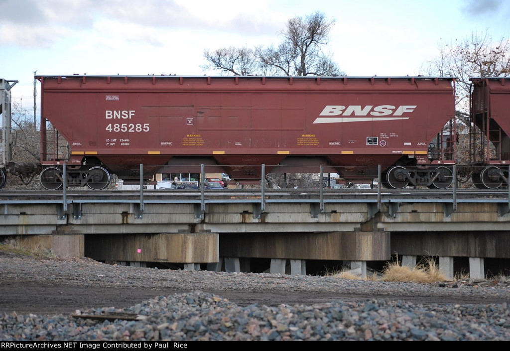 BNSF 485285