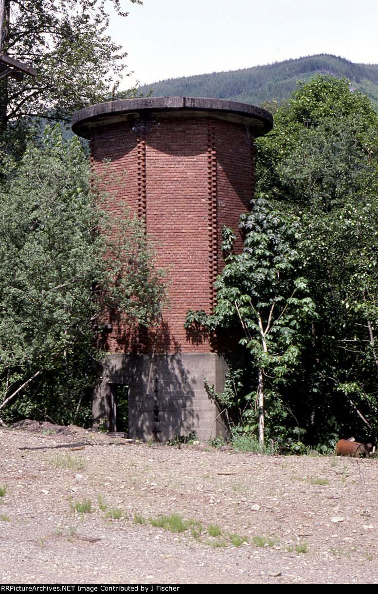 Cedar Falls, Washington water tank