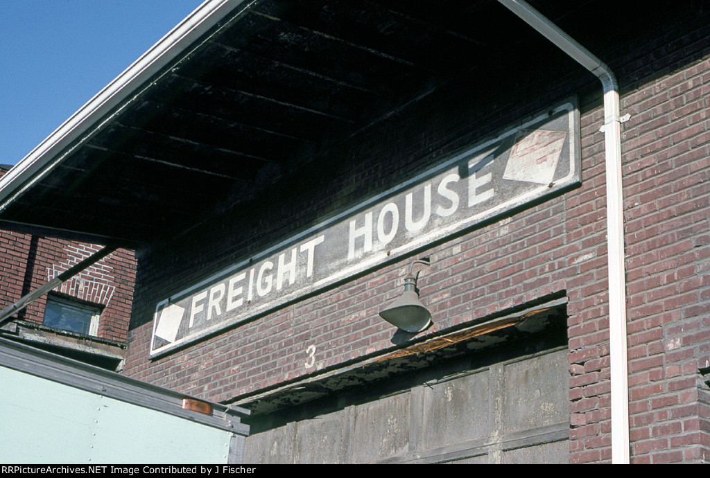 MILW Freighthouse at sunset, lettering detail