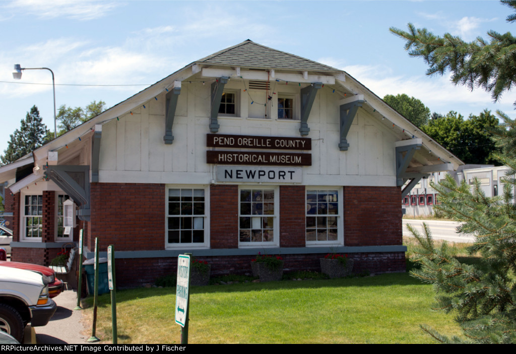 Milwaukee Road depot