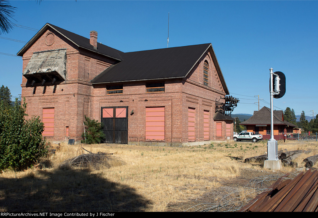 Cle Elum substation and depot