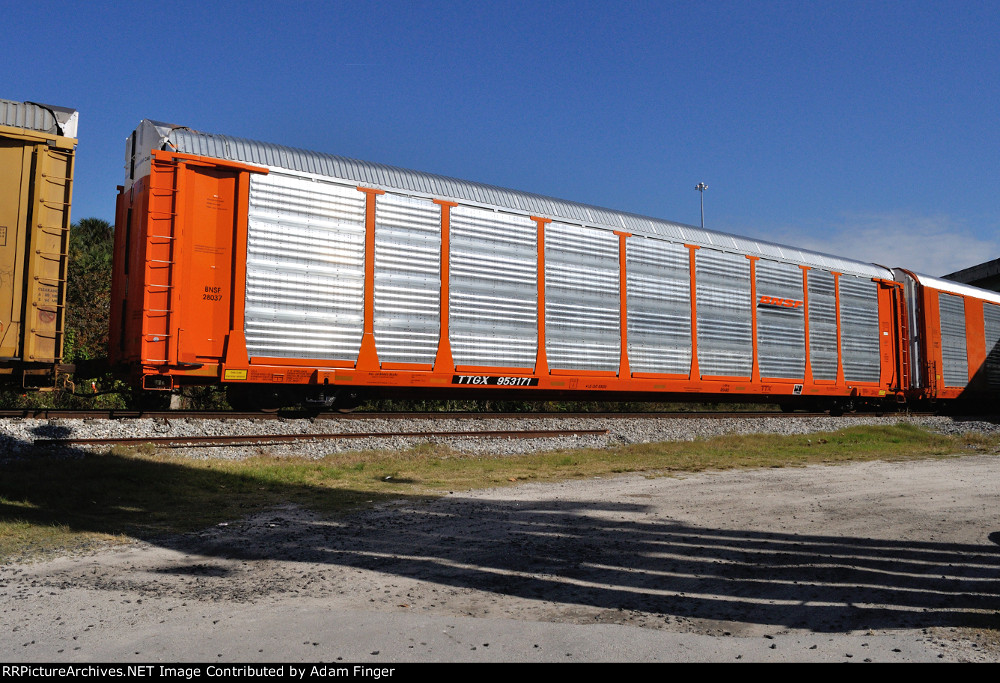 TTGX 953171 BNSF Autorack