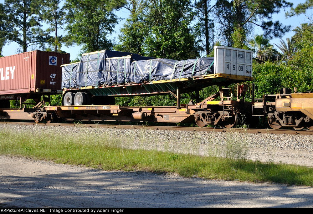 FECZ 45096 FEC Trailer