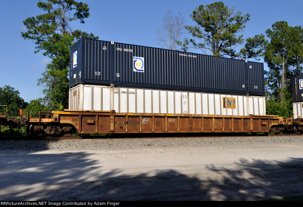 XFEU 668785 FEC Container