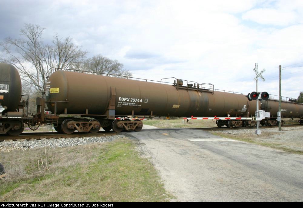 DUPX 29744