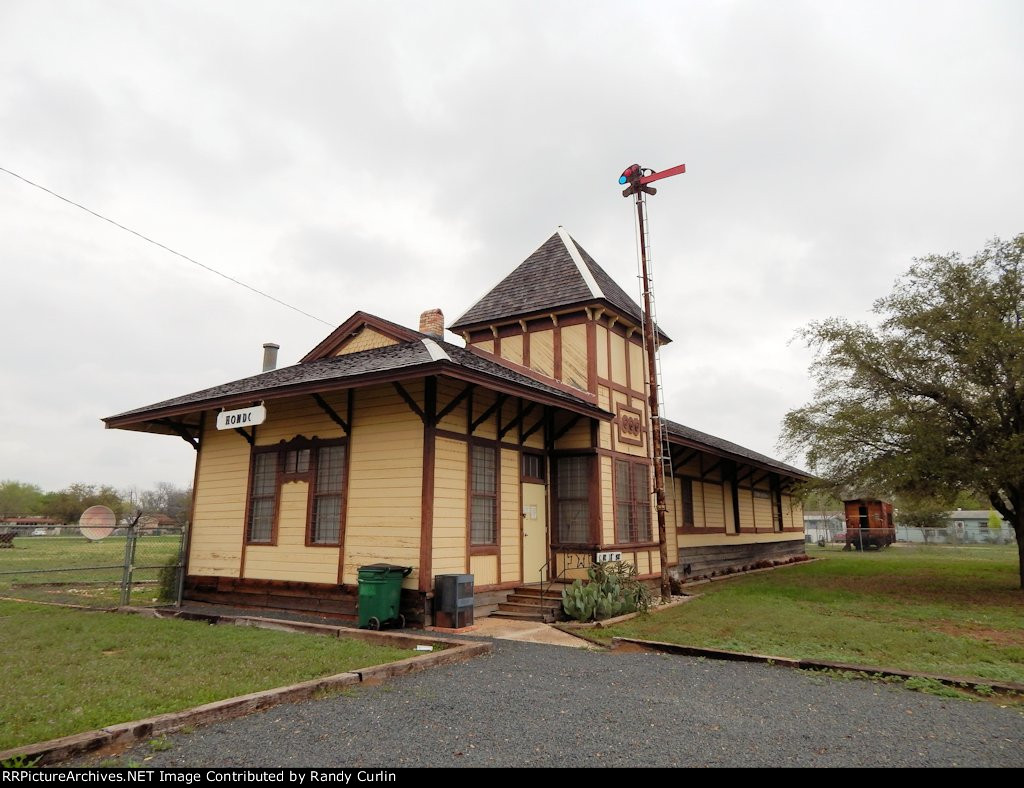 SP Depot at Hondo TX