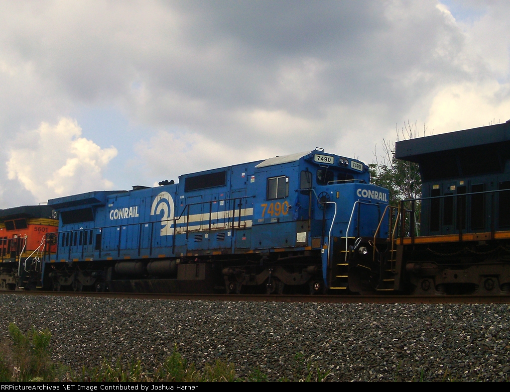 CSXT 7490