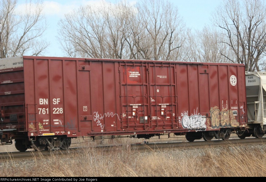 BNSF 761228