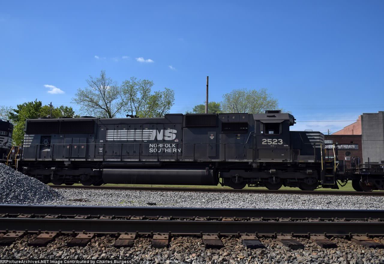 NS 2523